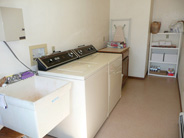 Click to view pictures of Laundry/Mud Room